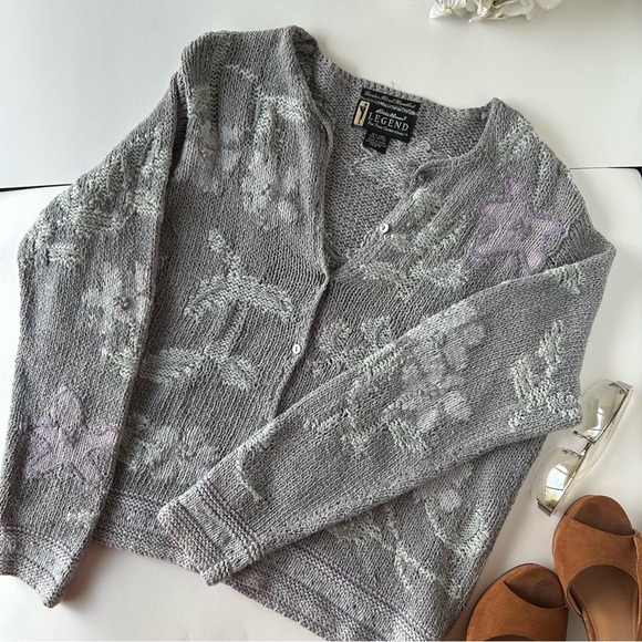 Vintage Eddie Bauer legend for four generations sweater - Picture 3 of 11